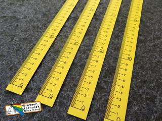 Kunststof linialen graveren